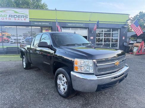 Used 2012 Chevrolet Silverado 1500 LT w/ All-Star Edition AWD/4WD image 3