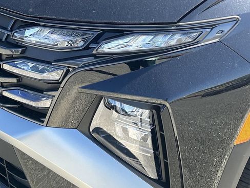 Certified 2025 Hyundai Tucson SE FWD image 14