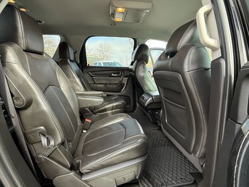 Used 2017 GMC Acadia Limited SLT image 31