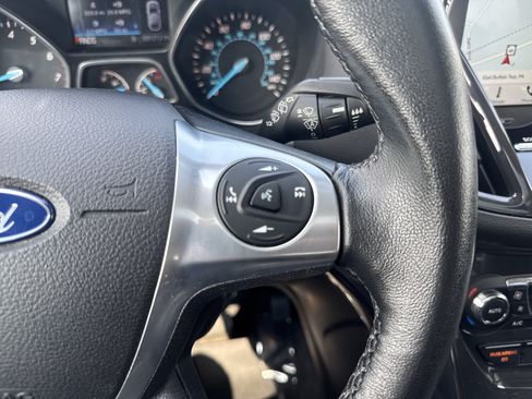 Used 2016 Ford Escape Titanium w/ Equipment Group 301A AWD/4WD image 19