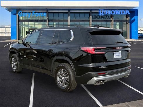 Used 2025 GMC Acadia Elevation image 3