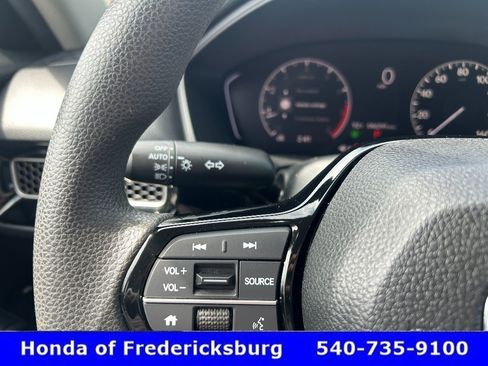 Used 2025 Honda Civic LX image 18