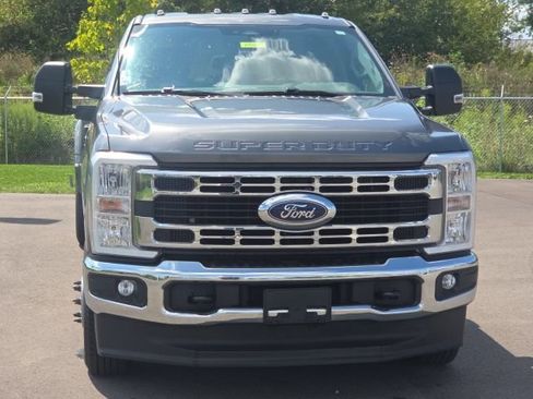 Used 2026 Ford F350 XLT AWD/4WD image 3