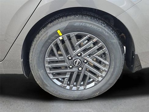 New 2026 Nissan Sentra SV FWD image 4