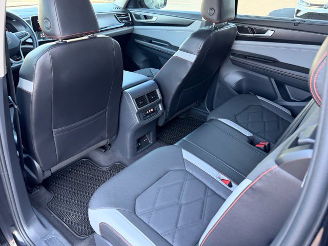 Certified 2024 Volkswagen Atlas Peak Edition SE AWD/4WD image 14