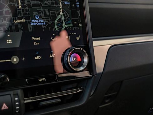 Used 2026 Lexus GX 550 image 66