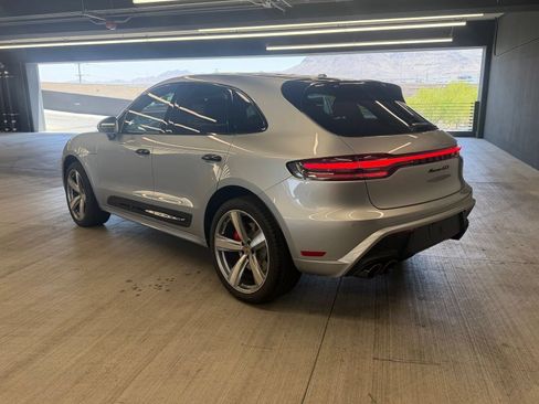 Certified 2025 Porsche Macan GTS AWD/4WD image 4