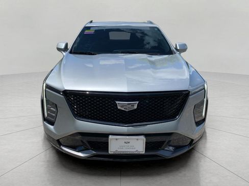 Certified 2024 Cadillac XT4 Sport AWD/4WD image 11