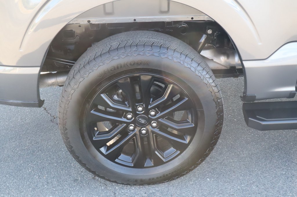 Used 2025 Ford F150 Lariat w/ Equipment Group 501A Mid AWD/4WD image 11