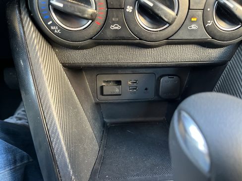 Used 2018 Toyota Yaris iA image 16