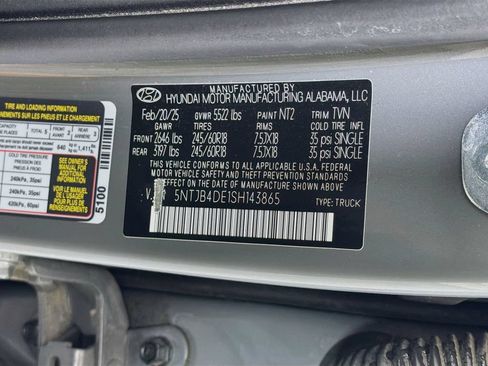 Used 2025 Hyundai Santa Cruz SEL FWD image 33