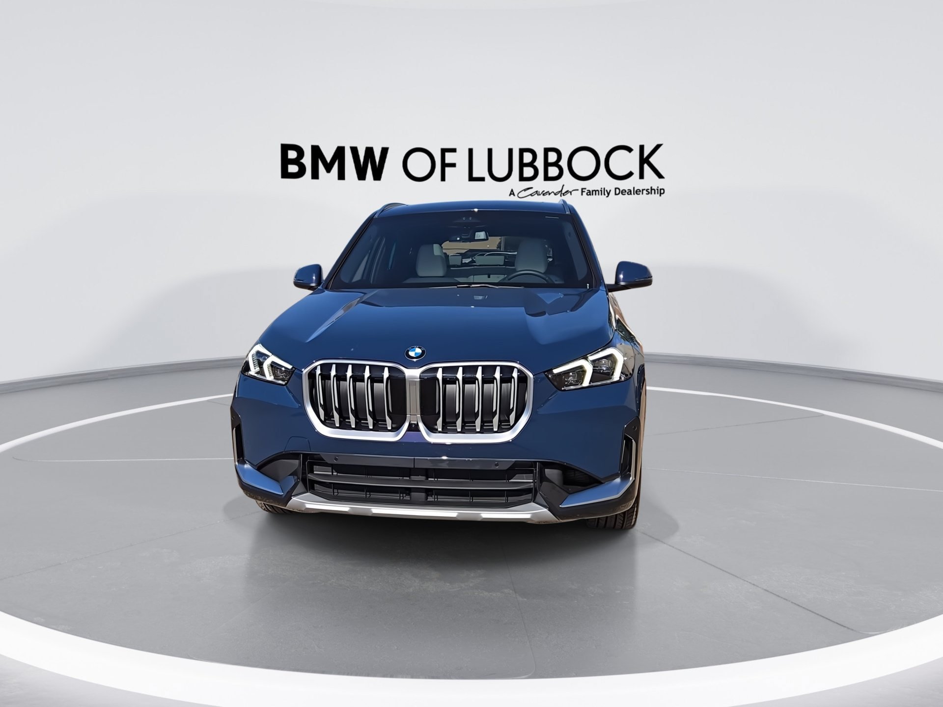 Used 2026 BMW X1 xDrive28i w/ Technology Package AWD/4WD image 3