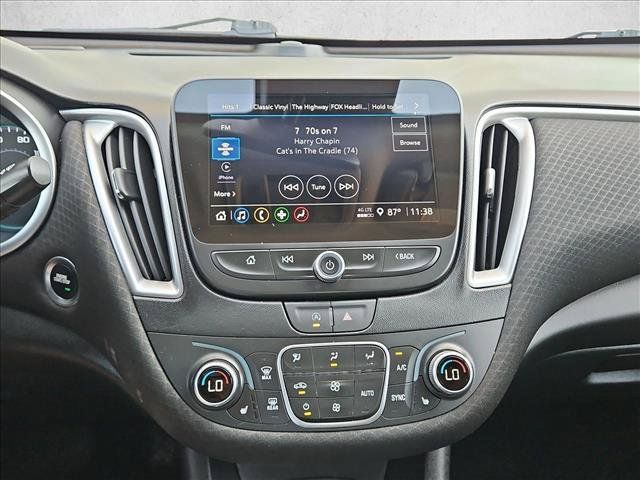 Certified 2025 Chevrolet Malibu LT FWD image 14