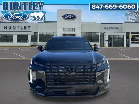 Used 2024 Hyundai Palisade Calligraphy image 3