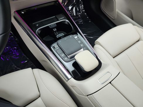 Certified 2023 Mercedes-Benz GLA 250 4MATIC image 12