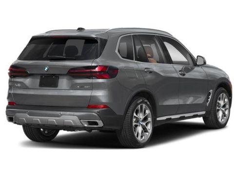 Used 2026 BMW X5 xDrive40i AWD/4WD image 2