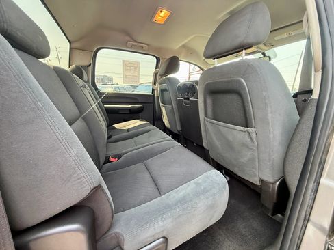 Used 2009 Chevrolet Silverado 2500 W/T AWD/4WD image 14