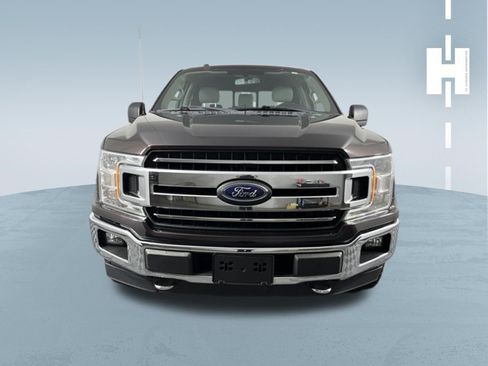 Used 2018 Ford F150 XLT w/ Equipment Group 302A Luxury AWD/4WD image 3