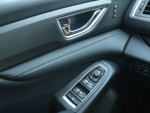 New 2025 Subaru Ascent Limited w/ Popular Package #2 image 25