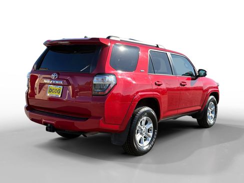 Used 2023 Toyota 4Runner SR5 image 5