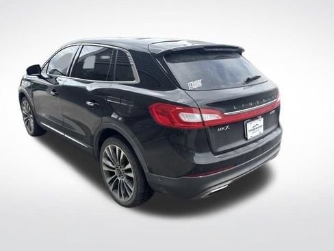 Used 2016 Lincoln MKX Reserve w/ Luxury Package AWD/4WD image 2