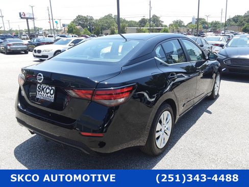 Used 2023 Nissan Sentra S image 5