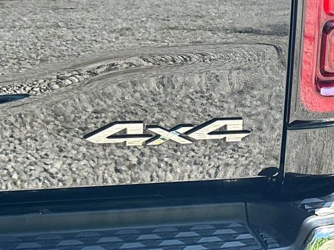 Certified 2025 RAM 2500 Big Horn AWD/4WD image 13