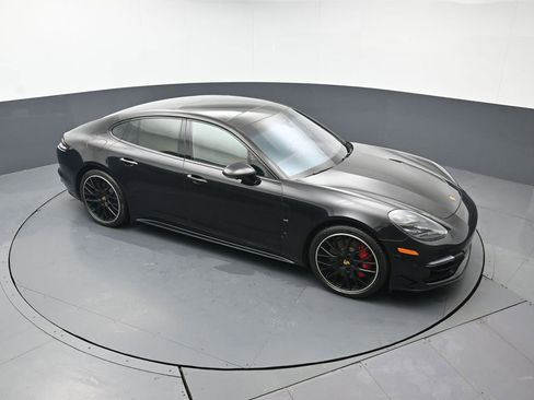 Used 2020 Porsche Panamera GTS image 54