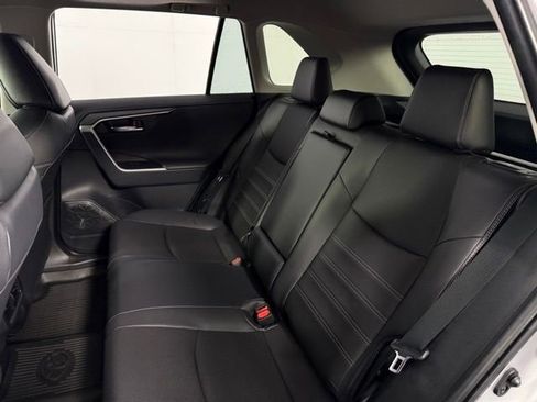 Used 2024 Toyota RAV4 Limited image 16
