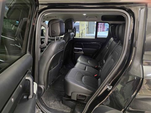Used 2020 Land Rover Defender 110 HSE image 19