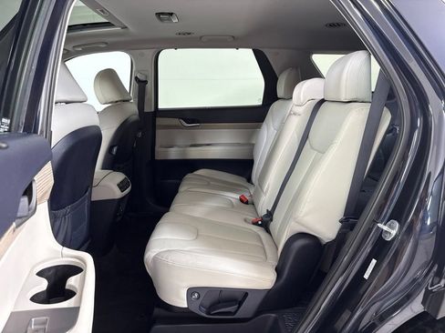 Used 2022 Hyundai Palisade SEL w/ 8P Bench Seat Package FWD image 18