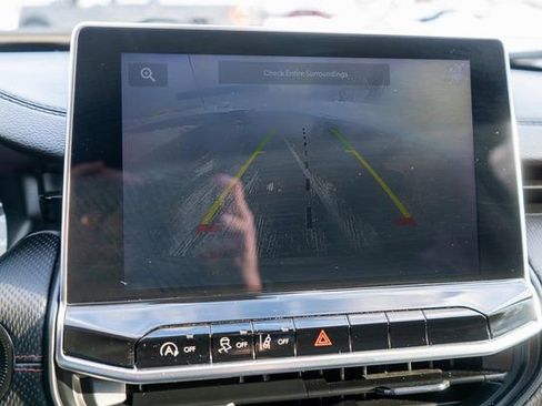 Used 2022 Jeep Compass Trailhawk image 25