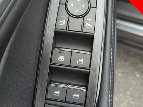 New 2026 Nissan Rogue SV image 21