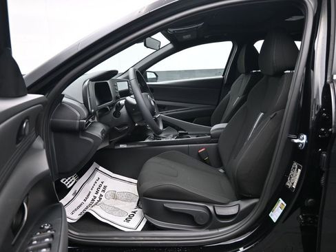 New 2026 Hyundai Elantra SEL Sport Premium FWD image 22