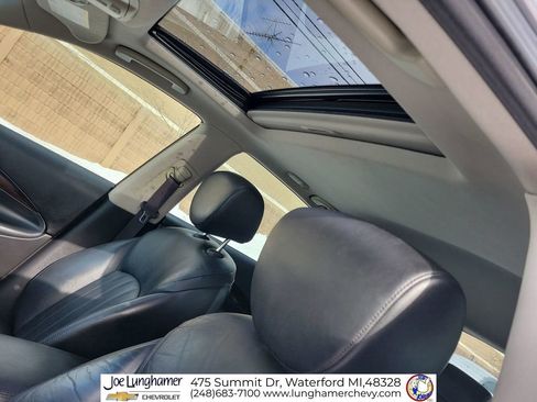 Used 2017 INFINITI QX50 2WD w/ Premium Plus Package image 21