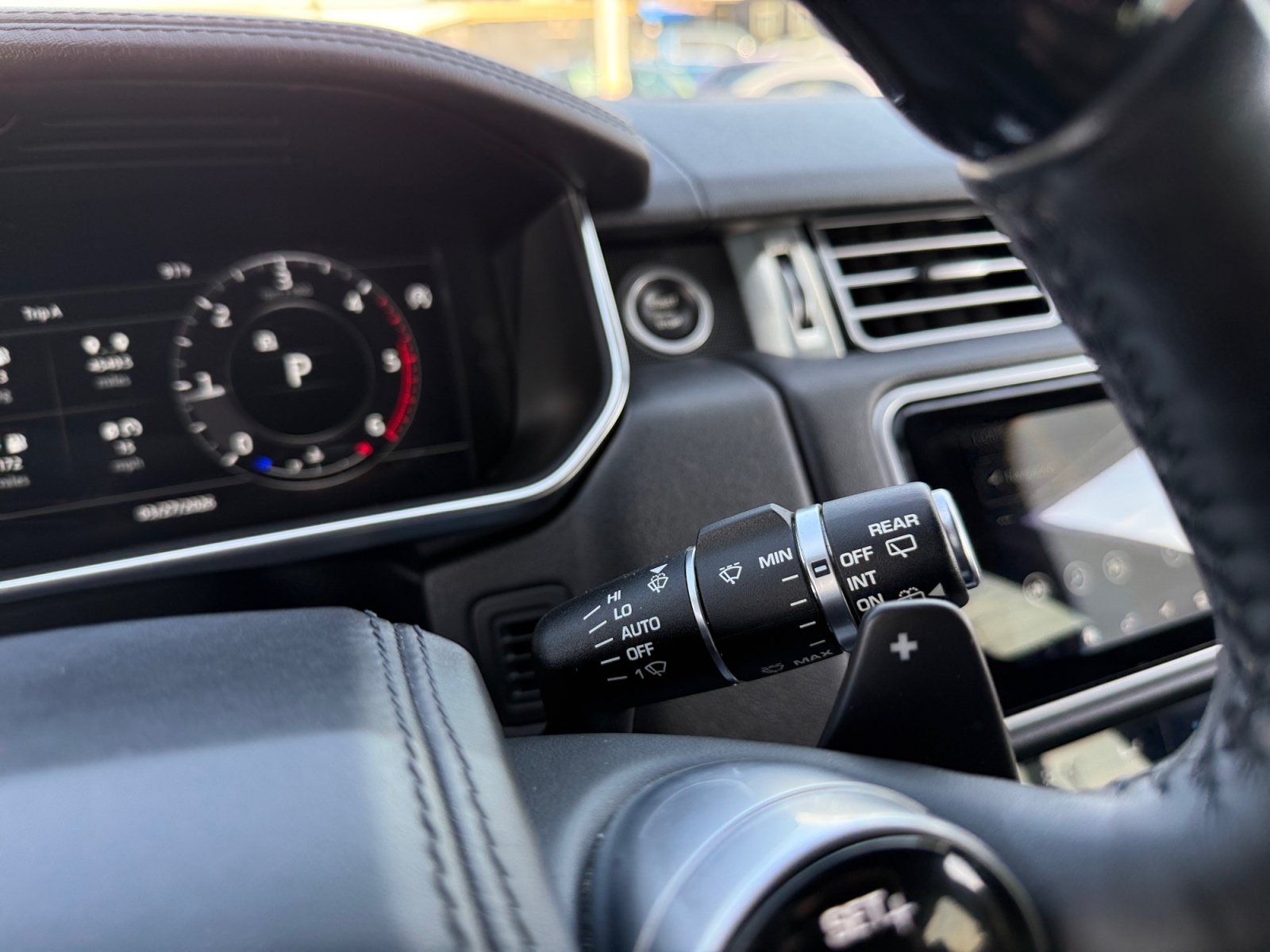 Used 2019 Land Rover Range Rover AWD/4WD image 23