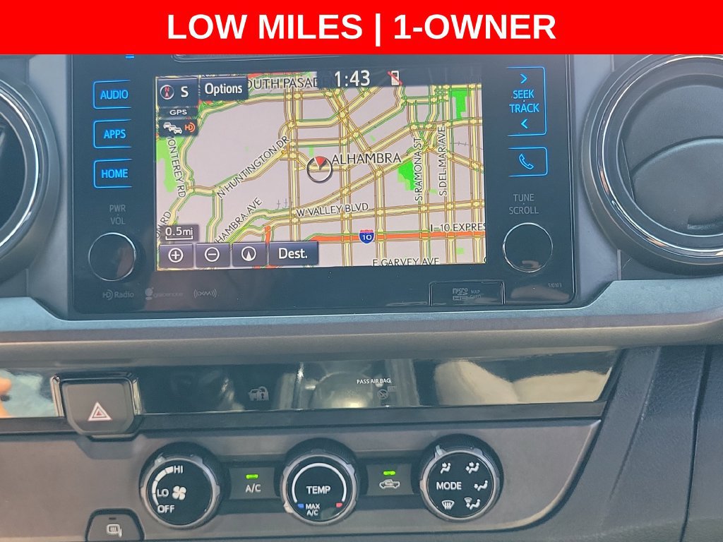 Used 2018 Toyota Tacoma TRD Sport w/ Technology Package RWD image 5