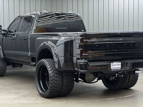 Used 2026 Ford F450 Platinum w/ Platinum Plus Package image 3