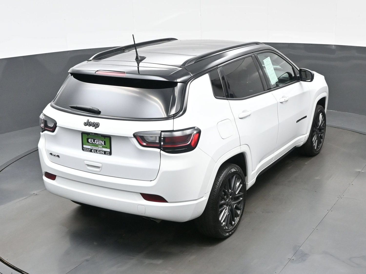 Used 2022 Jeep Compass High Altitude AWD/4WD image 42