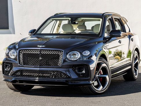 Used 2023 Bentley Bentayga AWD/4WD image 7