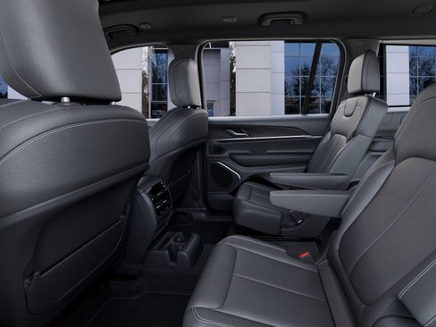 New 2026 Jeep Grand Cherokee L Limited AWD/4WD image 23