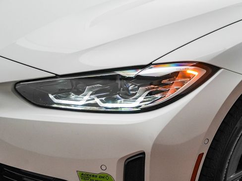Used 2023 BMW i4 eDrive35 w/ Premium Package RWD image 11