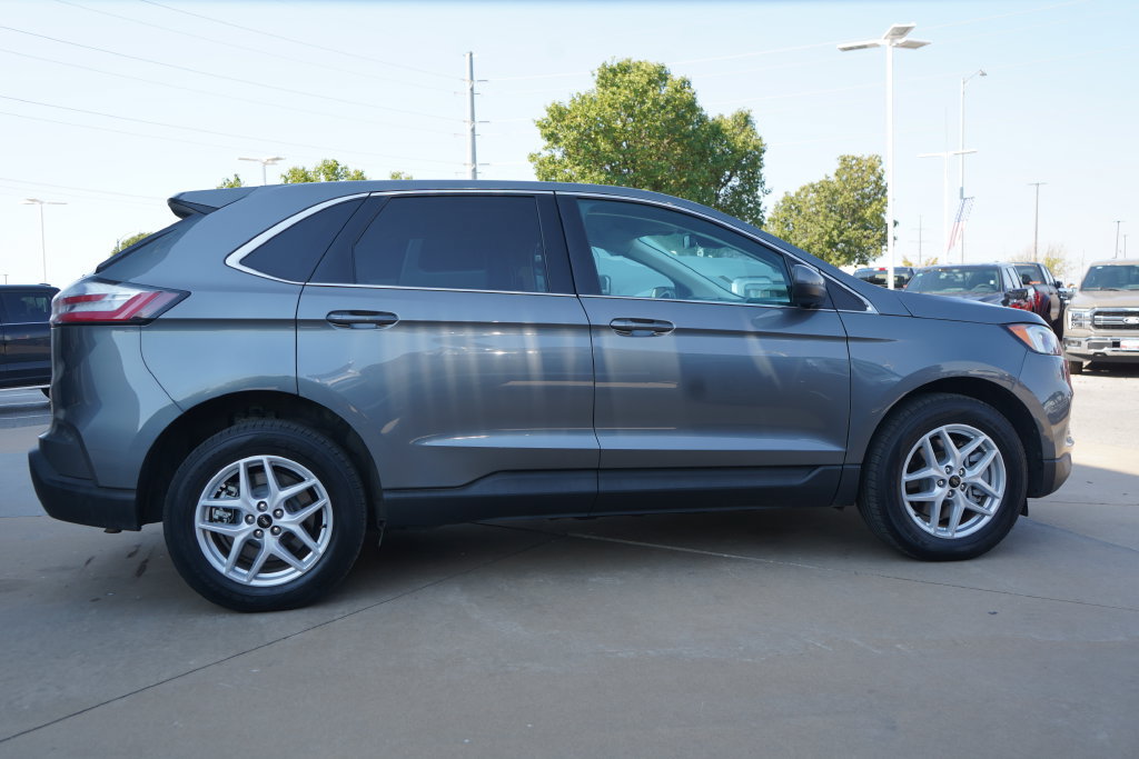 Certified 2024 Ford Edge SEL AWD/4WD image 10