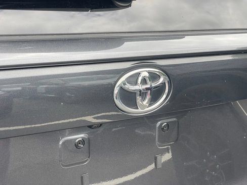 Used 2023 Toyota RAV4 LE AWD/4WD image 28