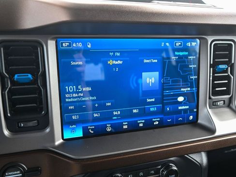 Used 2022 Ford Bronco Outer Banks AWD/4WD image 31