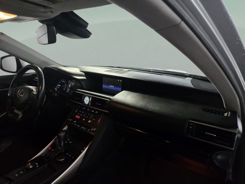 Used 2019 Lexus IS 300 w/ Premium Package RWD image 30