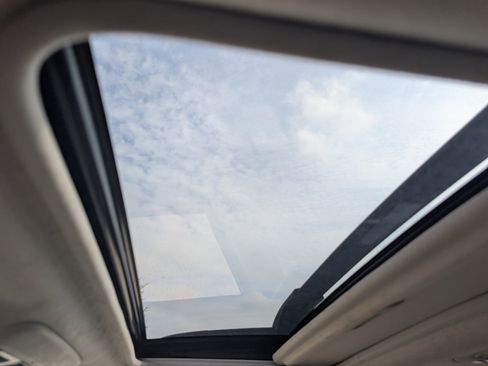 Used 2015 Subaru Crosstrek 2.0i Limited image 12