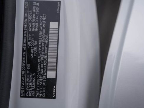 New 2026 Volvo XC60 B5 Plus w/ Protection Package Premier image 35