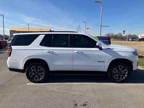 Certified 2024 Chevrolet Tahoe Z71 w/ Luxury Package image 8