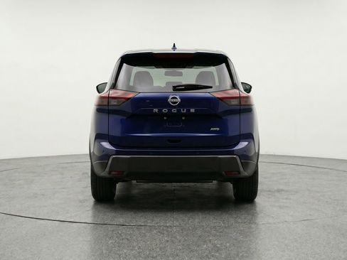 Used 2025 Nissan Rogue SV AWD/4WD image 7